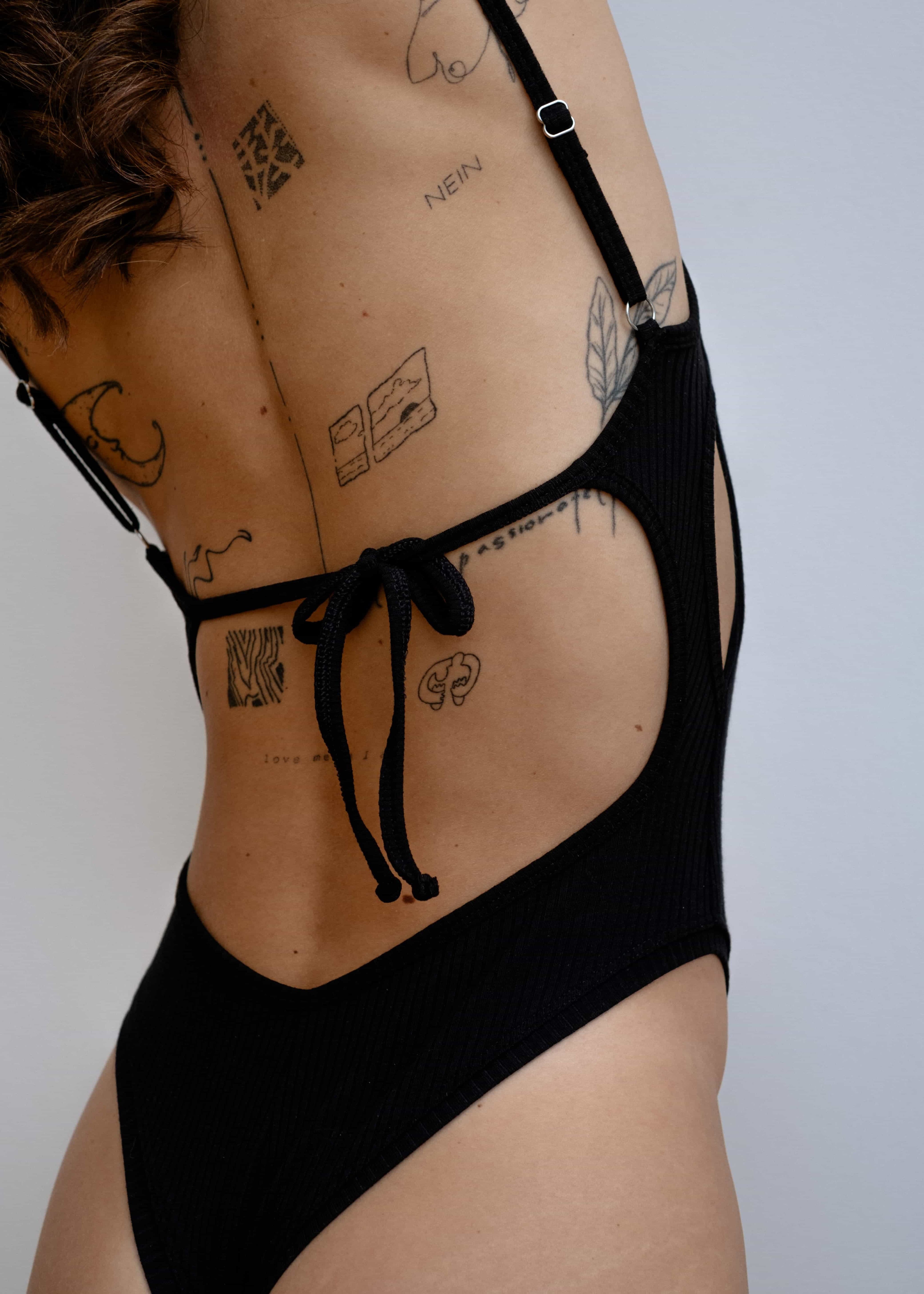 Body Lena Höller