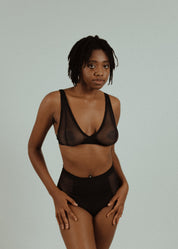 Maeva black
